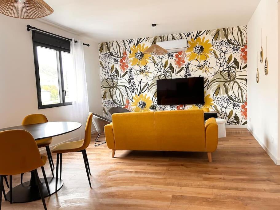 Home 724 Saint-Leger-du-Bourg-Denis Exterior foto